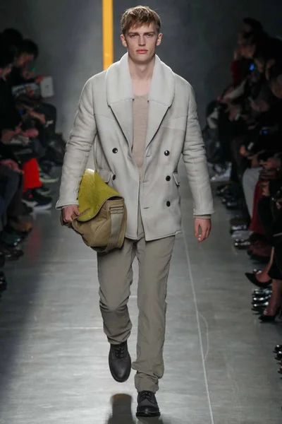 Look 31